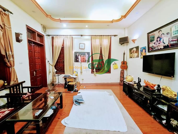 Bán nhà 5 tầng Lê Duẩn