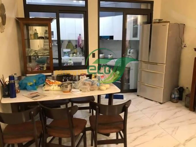 Bán nhà phố Bát Khối, diện tích 82m2, 4 tầng, mt 4.8m, giá chào 3 tỷ 690tr, (có thương lượng)