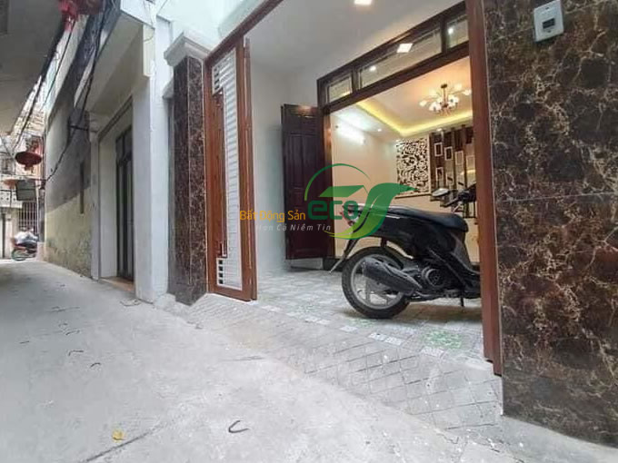 Nhà riêng Khương Đình, nhà mới xây, nội thất đẹp, diện tích 61m2, mặt tiện 4.2m, 5.9 tỷ