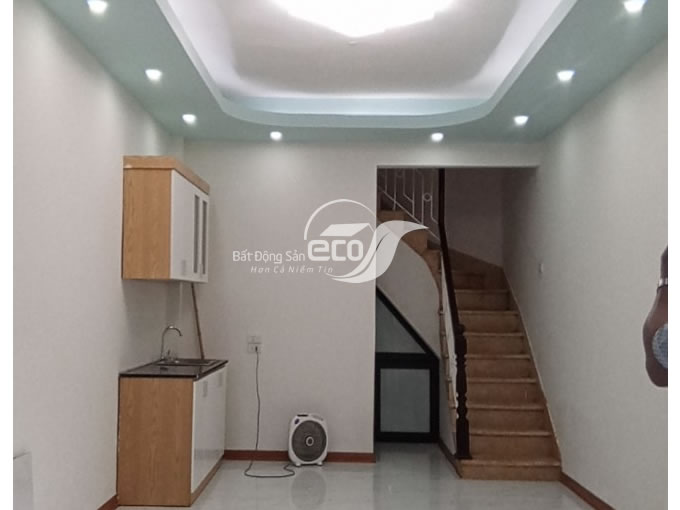 Bán nhà phố Quan Nhân, Thanh Xuân, diện tích 29m2, 5 tầng, mặt tiền 3.7m, giá 3.85 tỷ