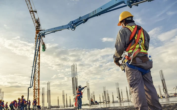 Cần có sự đột phá và tiến độ trong xây dựng những tháng cuối năm 2021