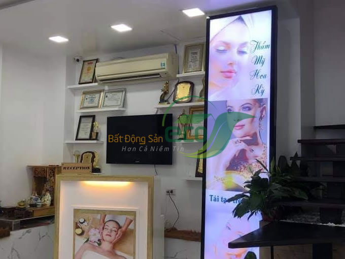 Bán nhà mặt phố Hàn Thuyên, Hai Bà Trưng, diện tích 34m2, 5 tầng, mặt tiền 5m, giá chào 9.x tỷ, (có thương lượng)