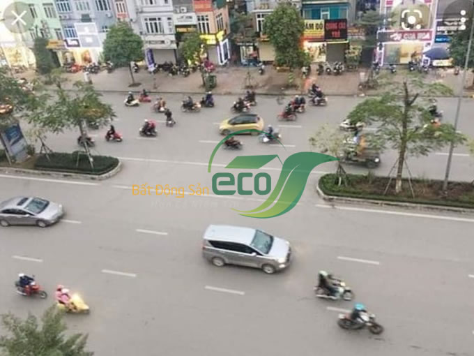Bán nhà mặt phố Nguyễn Chí Thanh - diện tích 75m2, 5 tầng, mặt tiền 8m, giá chào 29 tỷ, (có thương lượng)