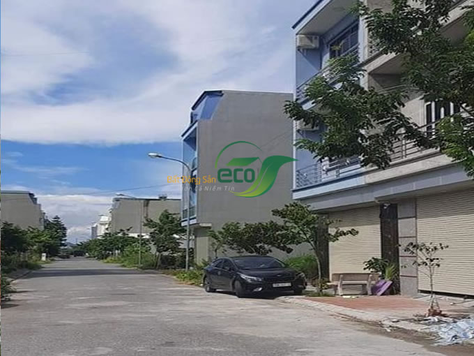 Bán đất lô góc khu đô thị Tùng Bách