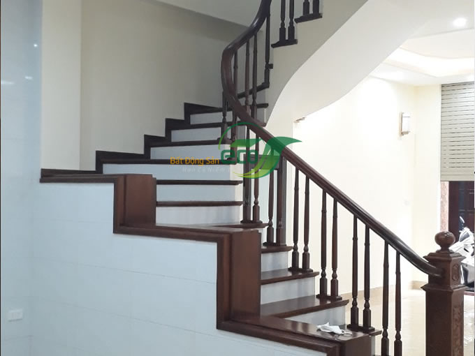 Bán nhà 5 tầng Nguyễn Ngọc Nại