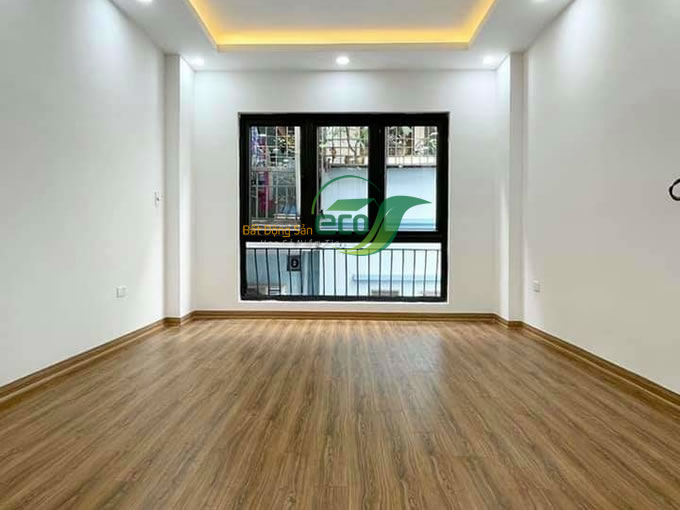 Bán nhà 5 tầng Bùi Xương Trạch ngõ 77