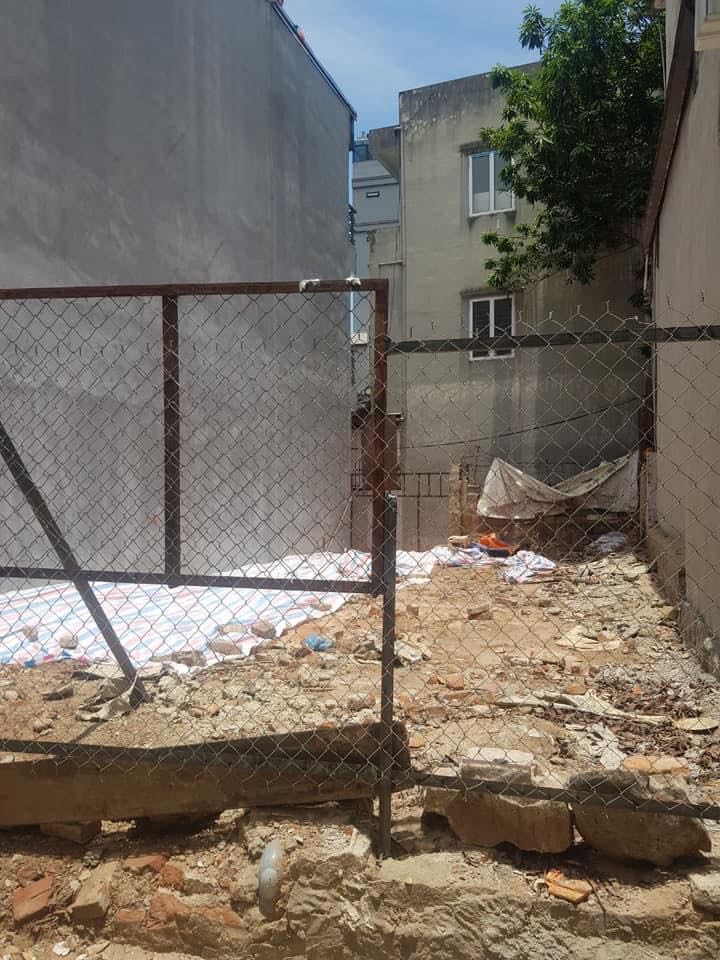 Bán đất bìa làng Vĩnh Thanh Vĩnh Ngọc Đông Anh 86m2, MT4.5m đường 2 congteler tránh nhau.