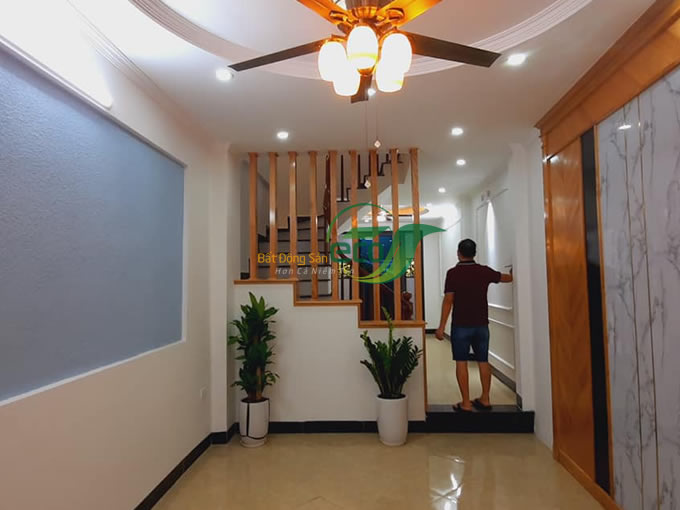 Bán nhà 5 tầng Khương Đình