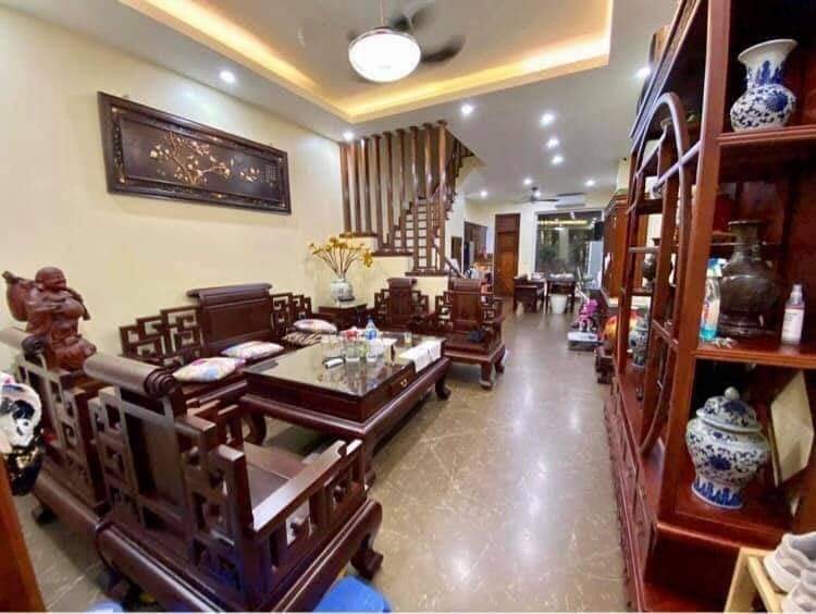 3 tỷ có ngay nhà phân lô 4 tầng 40m2 hộ khẩu cầu giấy.