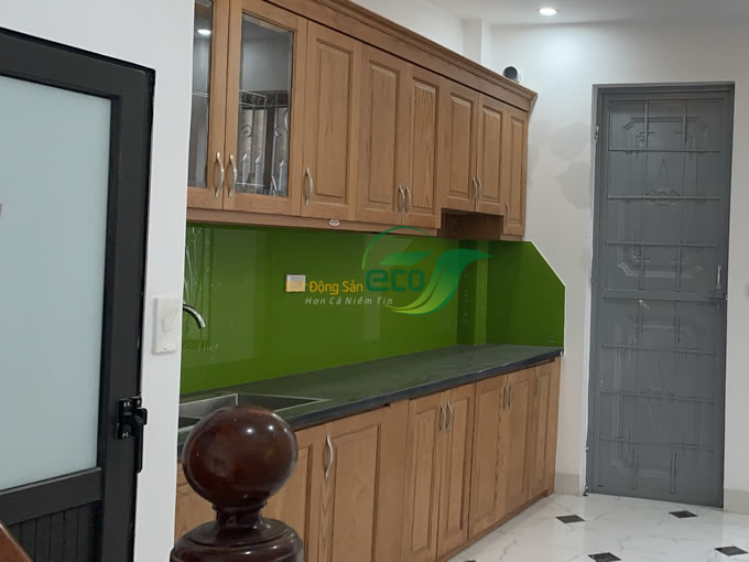 Bán nhà 4 tầng giá rẻ cách trung tâm Hà Đông 8km