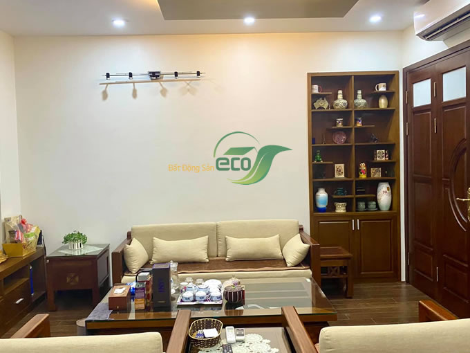 Bán nhà riêng tại Đống Đa diện tích 41m2, số tầng 5, mặt tiền 6.5m, giá chào 7.5 tỷ