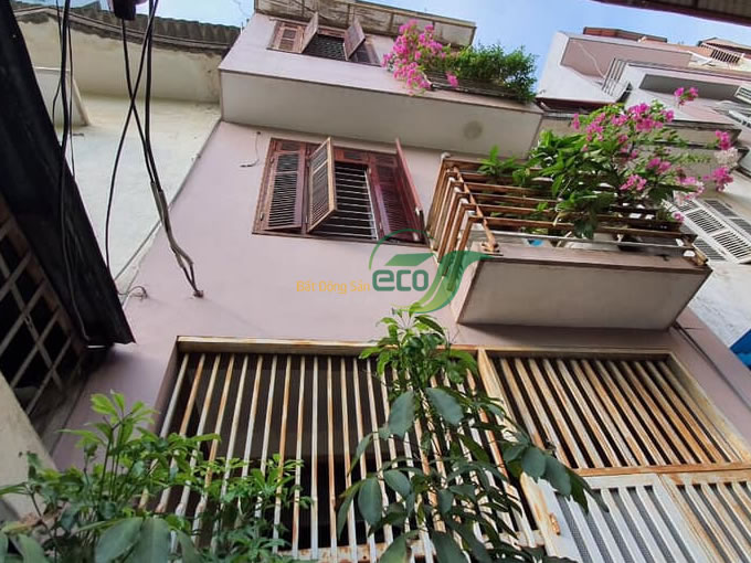 Bán nhà riêng tại Nguyễn Thị Định, Cầu Giấy diện tích 49m2, số tầng 4, mặt tiền 3.7m, giá chào 8.2 tỷ