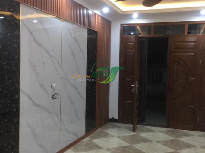 Bán nhà riêng tại Khương Đình, Thanh Xuân diện tích 34m2, số tầng 5, mặt tiền 3.3m, giá chào 4.7 tỷ