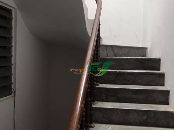 Bán nhà riêng tại Mạc Thái Tổ, Cầu Giấy diện tích 40/45m2, số tầng 4, mặt tiền 5m, giá chào 7.2 tỷ