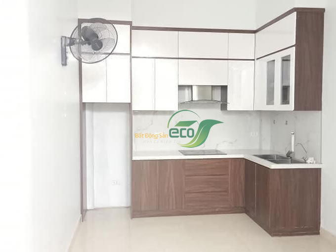 Bán nhà riêng tại Cầu Giấy, Hà Nội diện tích 38m2, số tầng 5, mặt tiền 3.1m, giá chào 4 tỷ