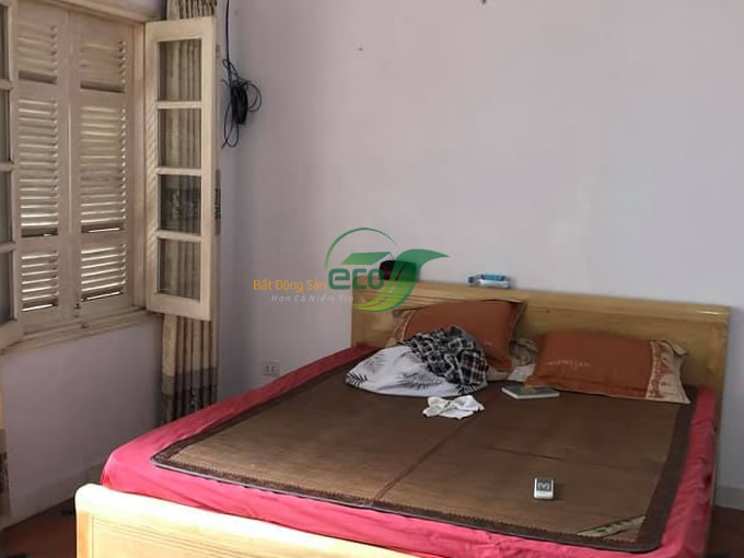 Bán nhà riêng tại Trinh Công Sơn, Tây Hồ diện tích 38.5m2, số tầng 4, mặt tiền 6.75m, giá chào 4.1 tỷ