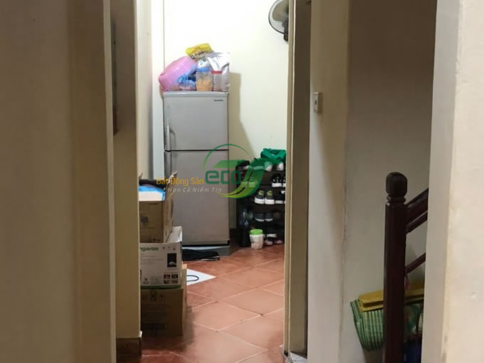 Bán nhà riêng tại Pháo Đài Láng, Đống Đa diện tích 35m2, số tầng 3, mặt tiền 3.5m, giá chào 4.2 tỷ