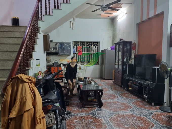 Bán nhà riêng tại Đường Láng, Đống Đa diện tích 63m2, số tầng 4, mặt tiền 5.2m, giá chào 7.5 tỷ