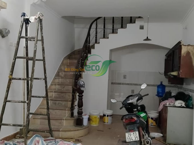 Bán nhà riêng tại Định Công Thượng, Hoàng Mai diện tích 32/36m2, số tầng 5, mặt tiền 4m, giá chào 3.6 tỷ
