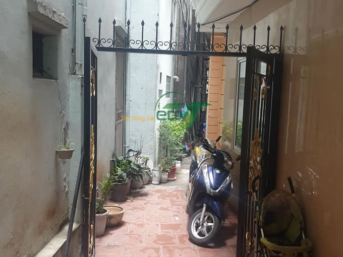 Bán nhà riêng tại Trung Kính, Cầu Giấy diện tích 30/36m2, số tầng 5, mặt tiền 2/5m, giá chào 3.85 tỷ