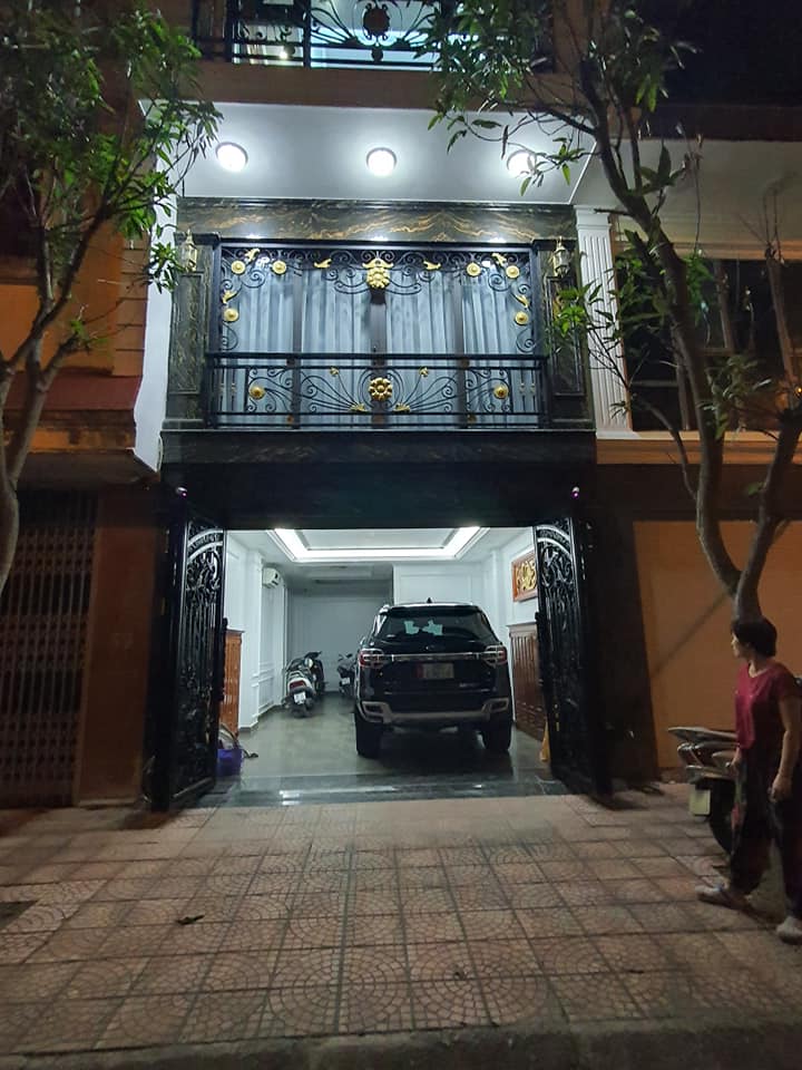 BÁN GẤP NHÀ LÔ GÓC TRUNG LIỆT, NỞ HẬU, ĐƯỜNG 2 LÀN, DT 133M2, GIÁ 40 TỶ