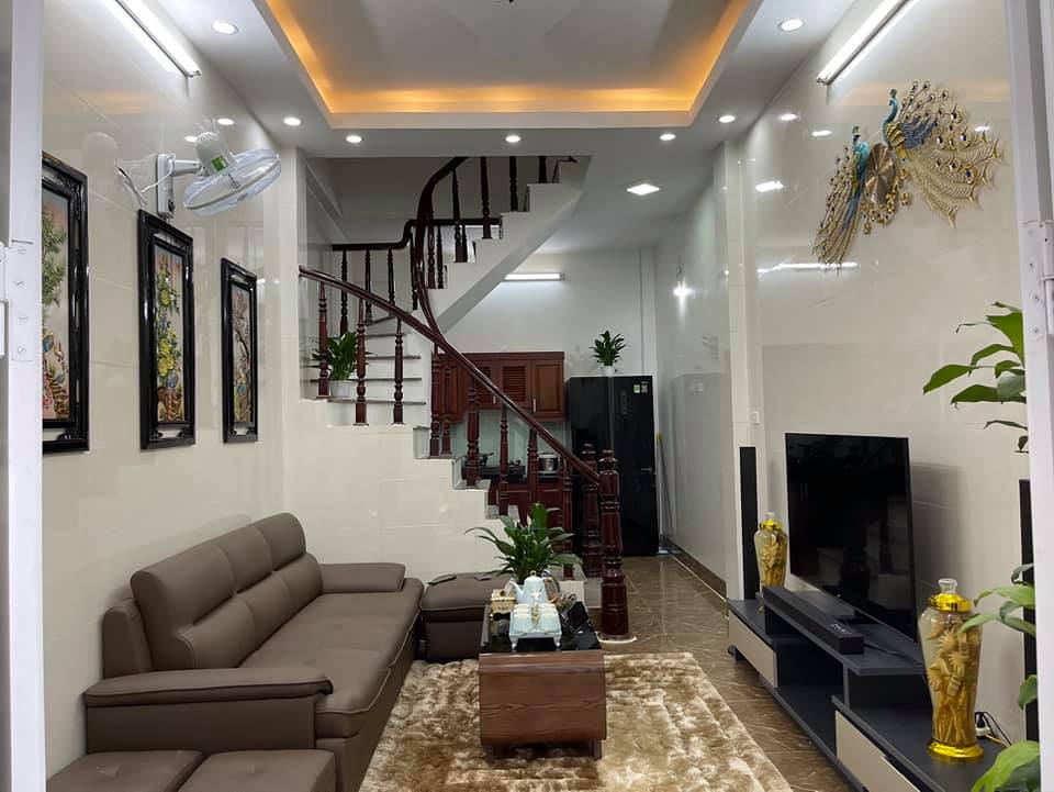 BÁN NHÀ ĐẸP NHẤT THÁI HÀ, DT 134M, VỈA HÈ ĐÁ BÓNG RỘNG, MỘT MẶT PHỐ, MỘT MẶT NGÕ, NỞ HẬU, GIÁ  40 TỶ