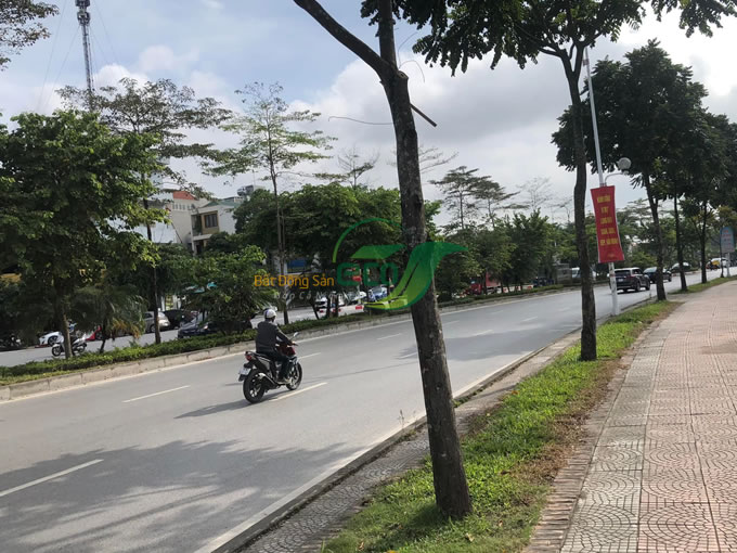 SIÊU PHẨM NHÀ MẶT PHỐ LONG BIÊN, KINH DOANH ĐẦU TƯ ĐỈNH, DT 89M2, GIÁ 28 TỶ