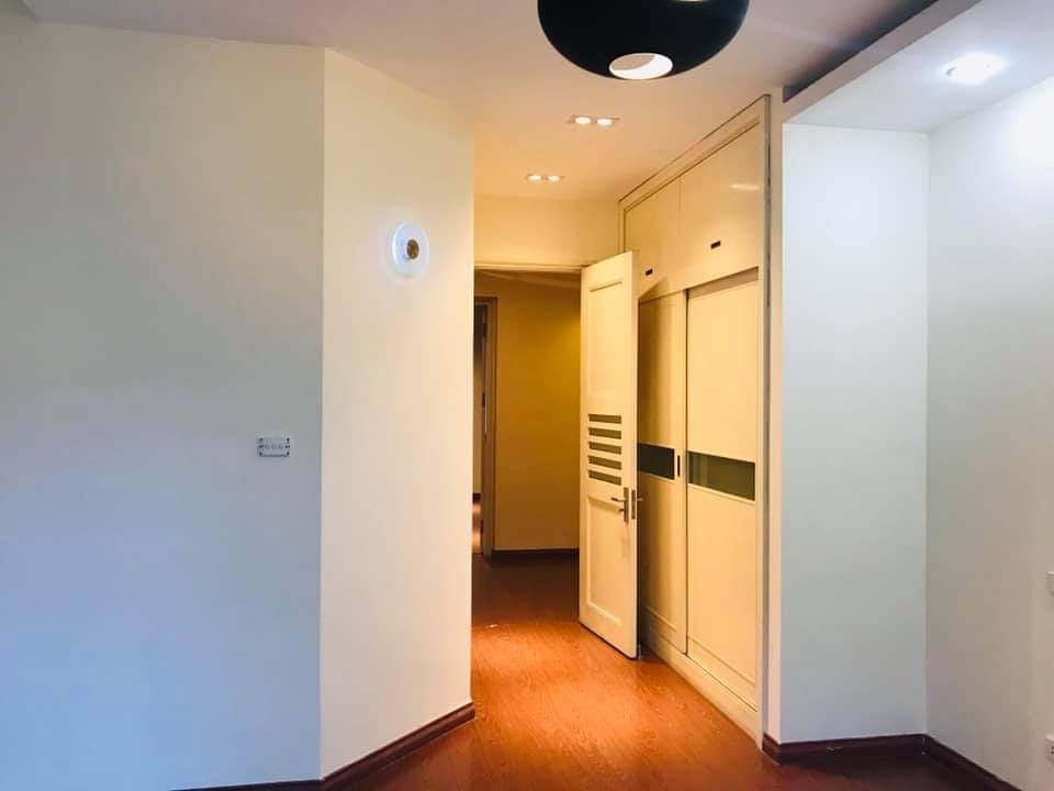 CC CẦN BÁN SIÊU BIỆT THỰ BA ĐÌNH, LÔ GÓC 3 THOÁNG, DT 110M2, MT 22M, GIÁ 31.5 TỶ