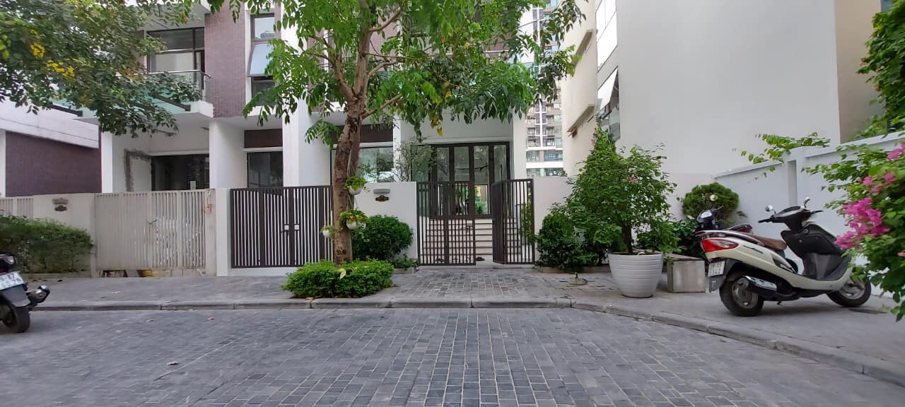 CC CẦN BÁN BIỆT THỰ ĐẲNG CẤP THƯỢNG LƯU THANH XUÂN, LÔ GÓC NGUYỄN TUÂN, DT 225M2, GIÁ 43 TỶ 