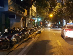 BÁN NHÀ MẶT PHỐ VIP NGHĨA TÂN ĐẸP NHẤT PHỐ, Ô TÔ TRÁNH, DT 80M2, GIÁ 38 TỶ