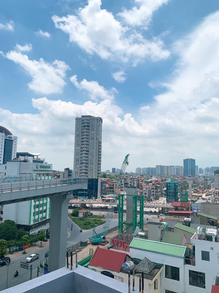 BÁN TÒA NHÀ MẶT PHỐ LÔ GÓC GIẢI PHÓNG, DT 190M2, GIÁ 68 TỶ