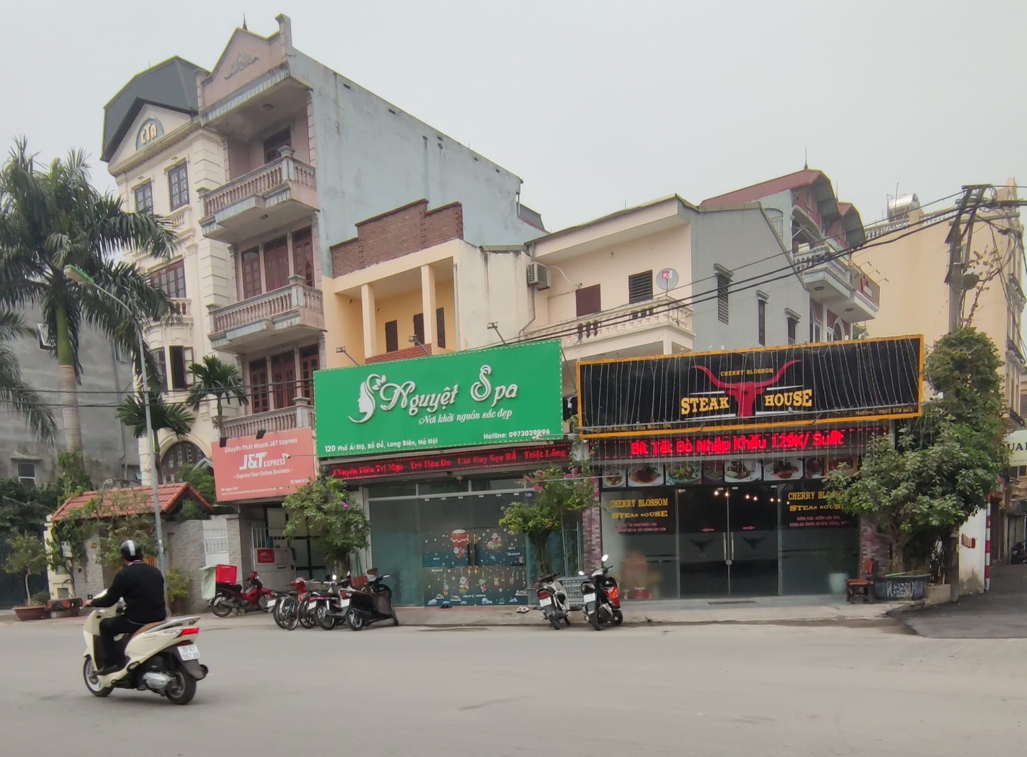 BÁN NHÀ KHU BỒ ĐỀ, ĐẦY ĐỦ TIỆN NGHI, DT 121M2, GIÁ 24.3 TỶ