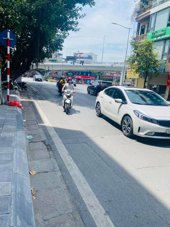 BÁN NHÀ MẶT PHỐ LÒ ĐÚC, MẶT TIỀN ĐẸP, DT 107.5M2, GIÁ 46 TỶ
