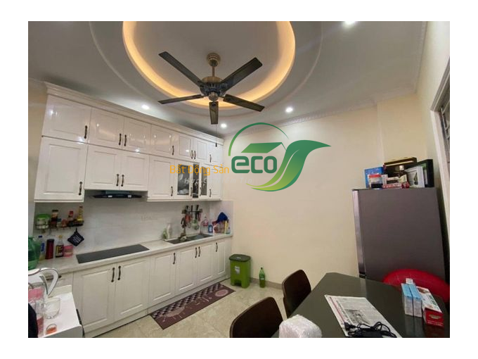 Bán nhà riêng tại Cổ Linh, Bát Khối diện tích 38m2, số tầng 5, mặt tiền 3.8m, giá chào 3.8 tỷ