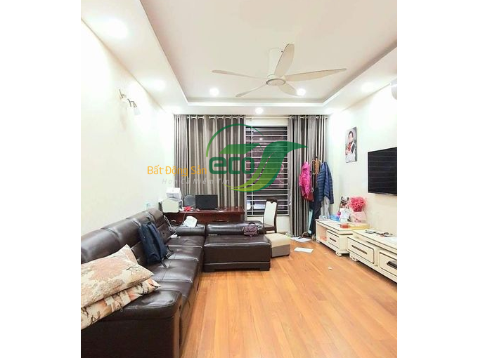 Bán nhà riêng tại Yên Hòa, Cầu Giấy diện tích 60m2, số tầng 5, mặt tiền 4.2m, giá chào 13.4 tỷ 