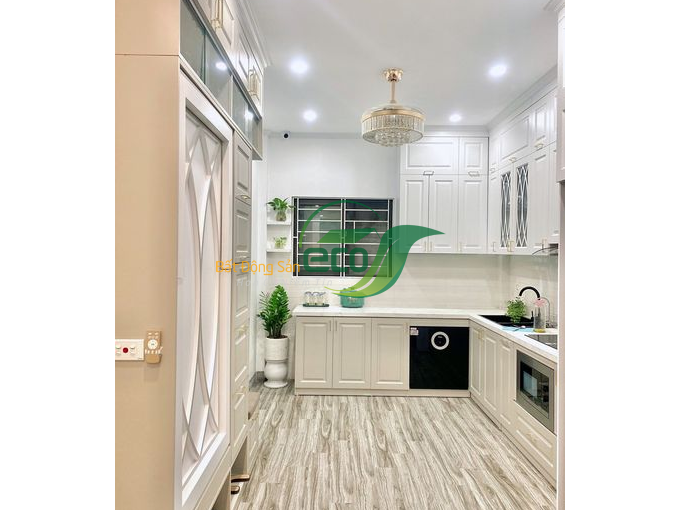 Bán nhà riêng tại Nguyễn Trãi, Thanh Xuân diện tích 40m2, số tầng 5, mặt tiền 4.5m, giá chào 3.4 tỷ