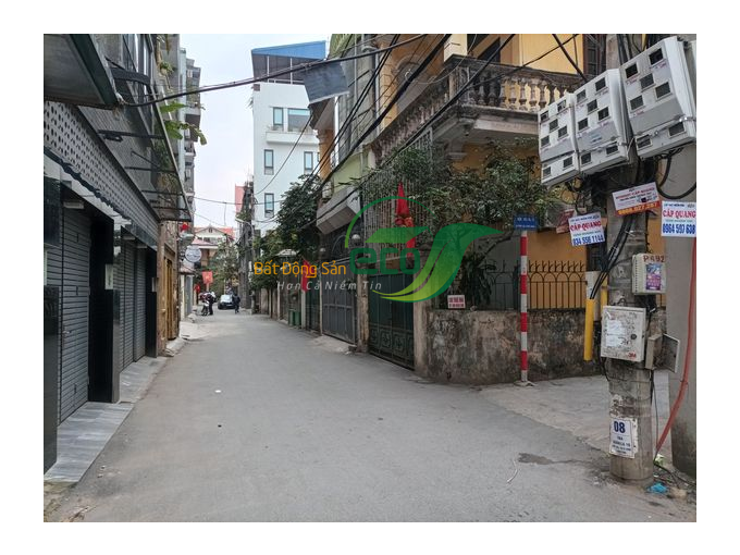 Bán nhà riên tại Lạc Long Quân, Tây Hồ diện tích 138m2, tầng 4, mặt tiền 5m, giá chào 17.5 tỷ