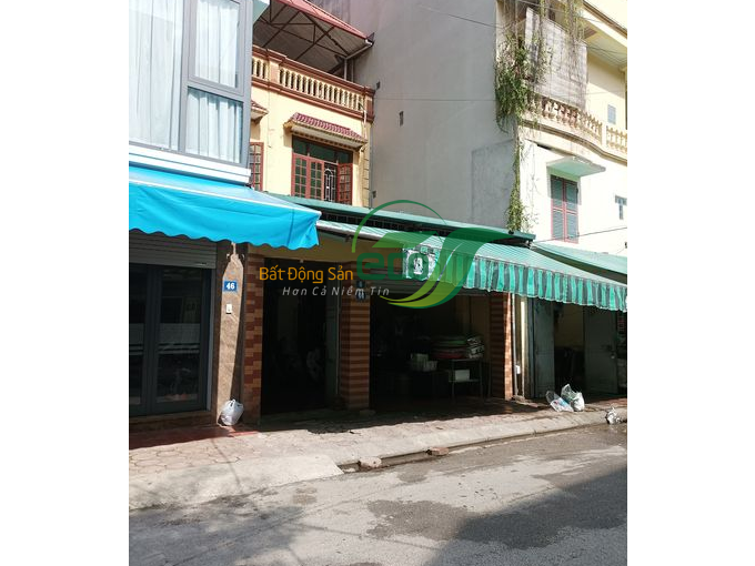 Bán nhà riêng tại Đồng Cổ, Tây Hồ diện tích 78.2m2, số tầng 3, mặt tiền 5.5m, giá chào 18.8 tỷ