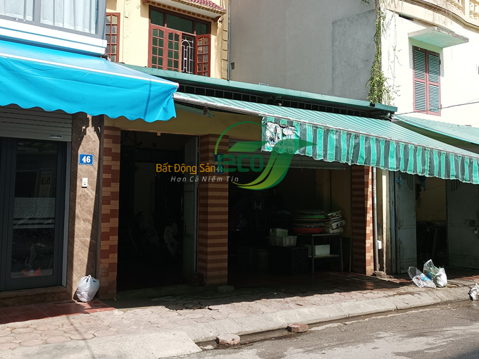 Bán nhà riêng tại Đồng Cổ, Tây Hồ diện tích 78.2m2, số tầng 3, mặt tiền 5.5m, giá chào 18.8 tỷ