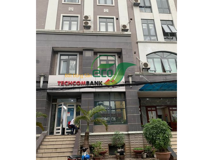 Bán nhà riêng tại Bắc Linh Đàm, Hoàng Mai diện tích 218m2, số tầng 5.5, mặt tiền 12m, giá chào 36 tỷ